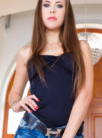 Contact Sexy Model Girls Mahipalpur